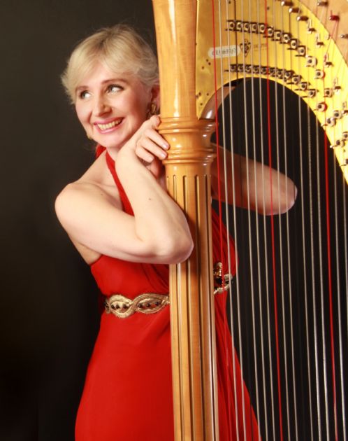 Gallery: Magdalena  Harpist